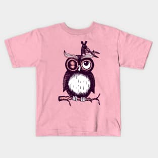 The all knowing owl Kids T-Shirt